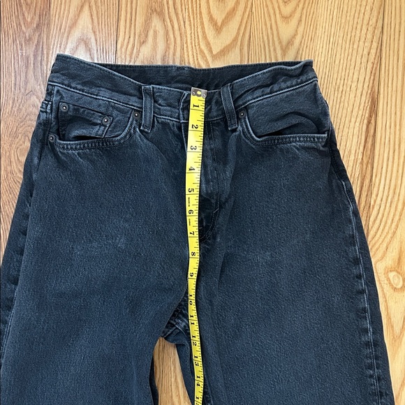 COS - COLUMN STRAIGHT-LEG JEANS - Picture 4 of 8